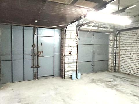 комерційна за адресою Котельниківська вул., 17