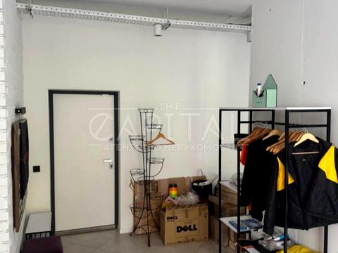 комерційна за адресою Василя Тютюнника вул. (Анрі Барбюса), 28-А