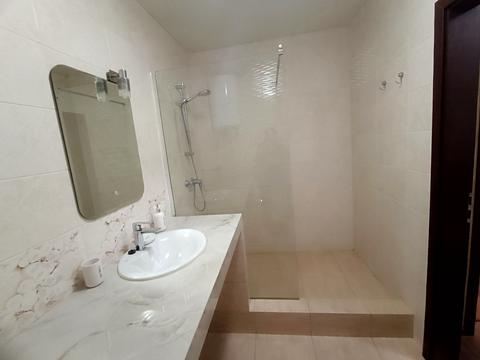 квартира по адресу Генерала Цветаева ул., 11