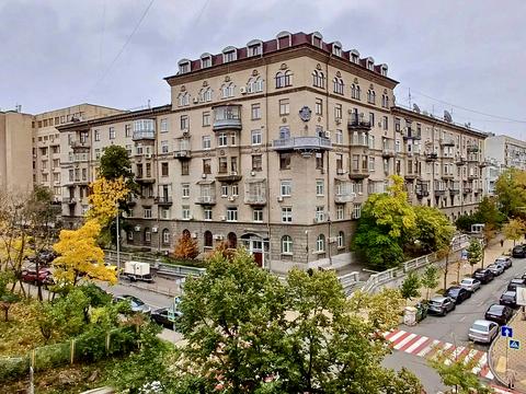 квартира за адресою Київ, Микільсько-Ботанічна вул., 17/4