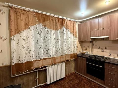 квартира за адресою житловий масив Тополя-3 вул., 2