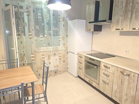 квартира по адресу Драгоманова ул., 2-А