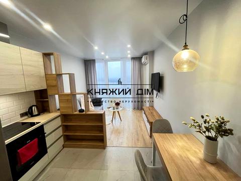 квартира за адресою Дніпровська набережна вул., 17В