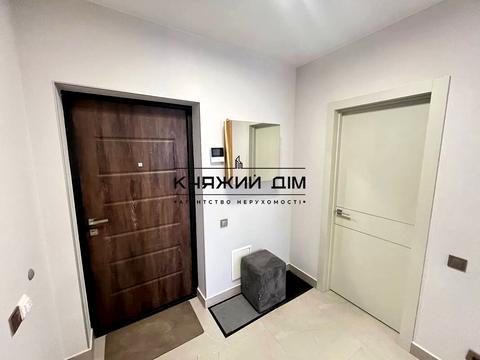 квартира за адресою Дніпровська набережна вул., 17В