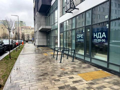 коммерческая по адресу Севастопольская пл., 76