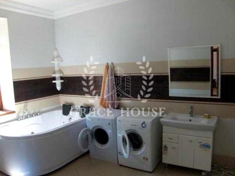 будинок за адресою Лугова вул.