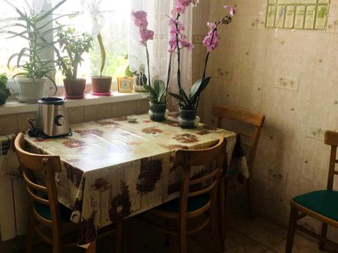 кімната за адресою Свободи просп., 24-Б