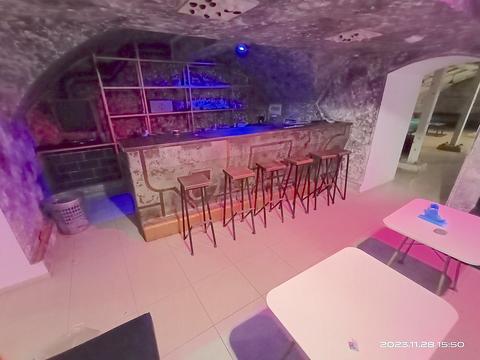 комерційна за адресою Бунина, 33