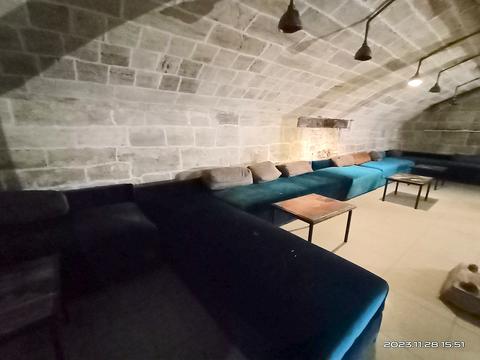 комерційна за адресою Бунина, 33