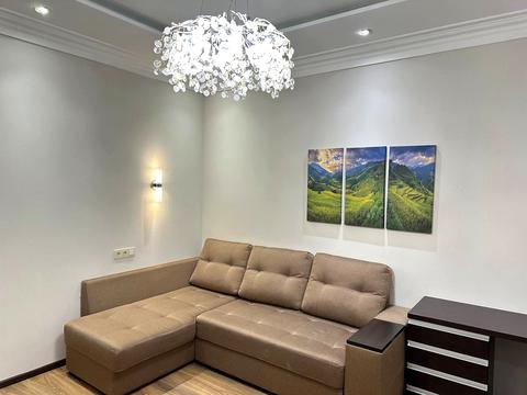 квартира по адресу Кирилло-Мефодиевская ул., 2