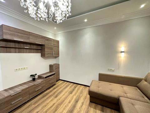 квартира по адресу Кирилло-Мефодиевская ул., 2