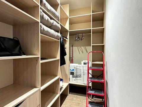 квартира по адресу Кирилло-Мефодиевская ул., 2