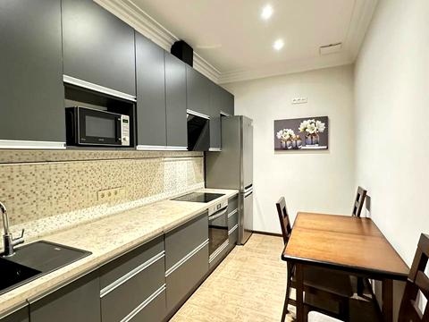 квартира по адресу Кирилло-Мефодиевская ул., 2