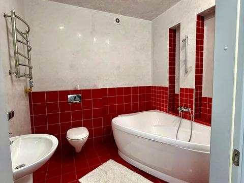 квартира за адресою Академіка Чекмарьова вул., 2