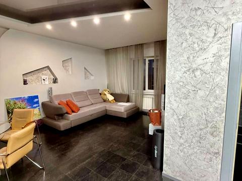 квартира за адресою Академіка Чекмарьова вул., 2