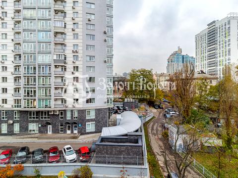 квартира за адресою Білоруська вул., 36