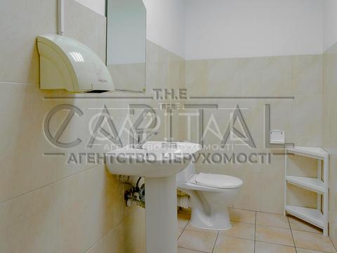 комерційна за адресою Жилянська вул., 101