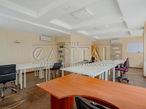 комерційна за адресою Жилянська вул., 101