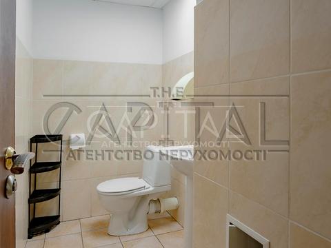 комерційна за адресою Жилянська вул., 101