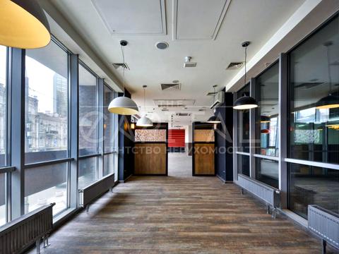 коммерческая по адресу Саксаганского ул., 120