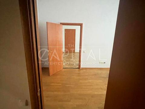 комерційна за адресою Січових Стрільців вул. (Артема), 77