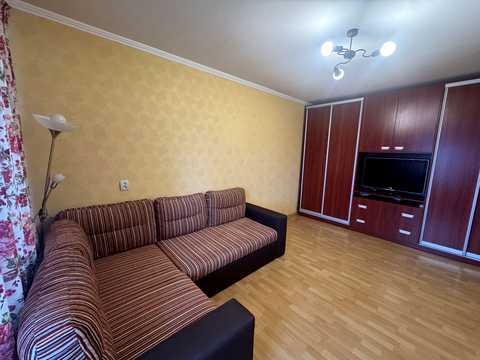 квартира за адресою Срібнокільська вул., 16