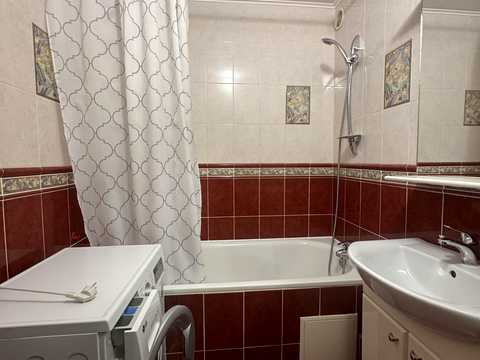 квартира за адресою Срібнокільська вул., 16