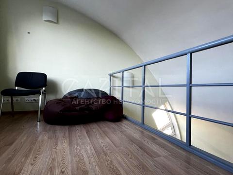 комерційна за адресою Антоновича вул. (Горького), 157