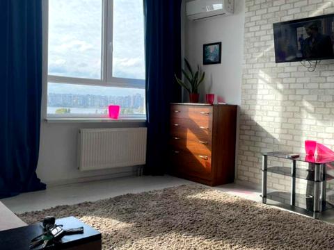 квартира по адресу Миколы Бажана просп., 17