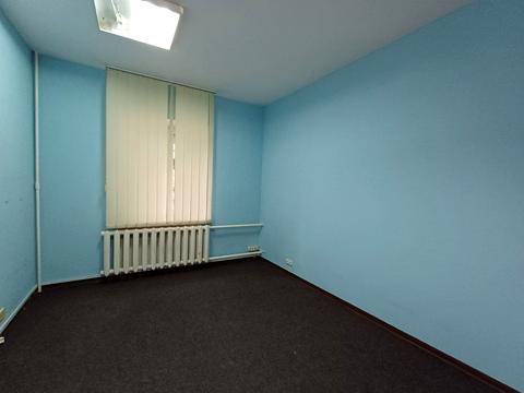 комерційна за адресою Драгоманова вул., 31-В