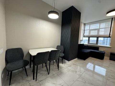 квартира за адресою Трускавецька вул., 8