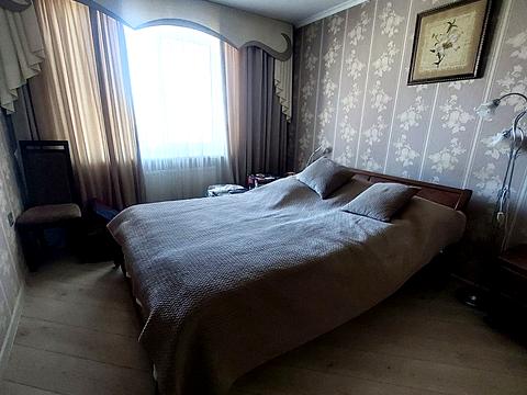 квартира за адресою Олексія Вадатурського вул. (Маршала Малиновського), 37