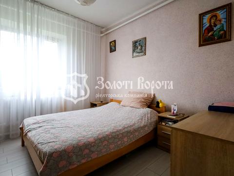 будинок за адресою Сім'ї Сидоренків вул.