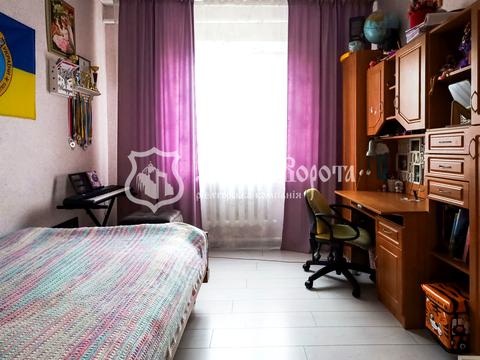 будинок за адресою Сім'ї Сидоренків вул.