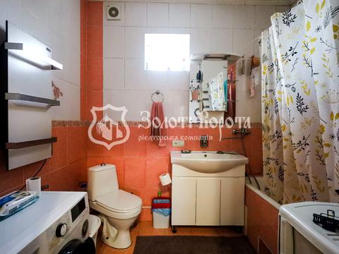 будинок за адресою Сім'ї Сидоренків вул.