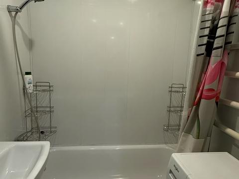 квартира за адресою Академіка Александрова вул., 3