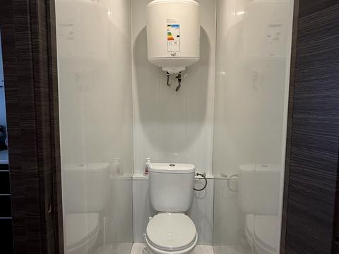 квартира за адресою Академіка Александрова вул., 3