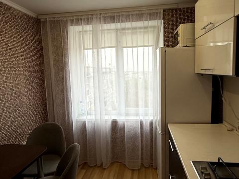 квартира за адресою Академіка Александрова вул., 3