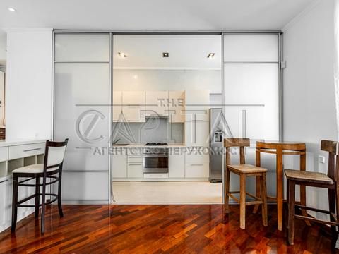 комерційна за адресою Велика Васильківська вул. (Червоноармійська), 18