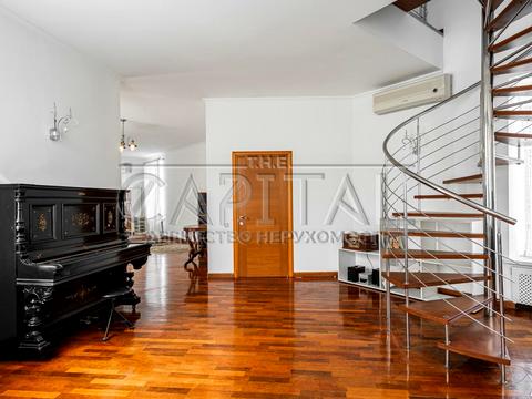 комерційна за адресою Велика Васильківська вул. (Червоноармійська), 18