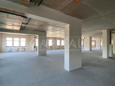 комерційна за адресою Спаська вул., 26/14