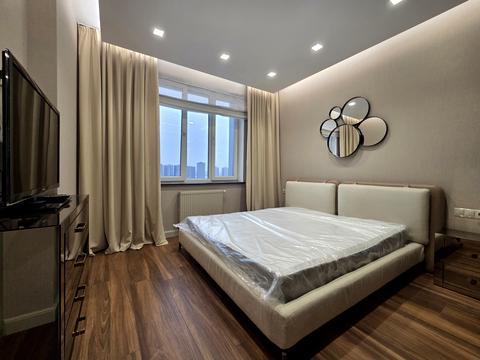 квартира за адресою Дніпровська набережна вул., 14