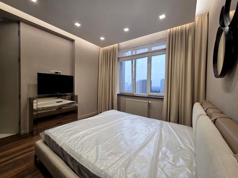 квартира за адресою Дніпровська набережна вул., 14