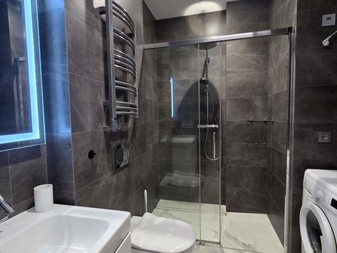 квартира за адресою Дніпровська набережна вул., 14