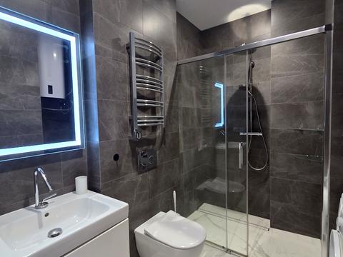 квартира за адресою Дніпровська набережна вул., 14