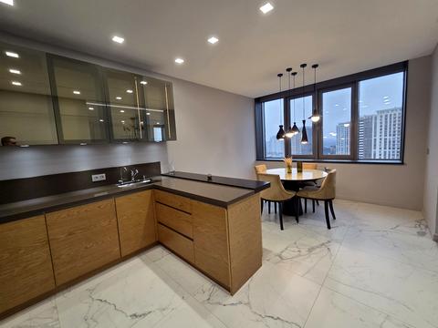 квартира за адресою Дніпровська набережна вул., 14