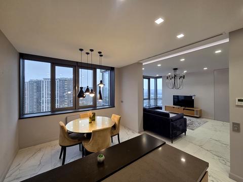 квартира за адресою Дніпровська набережна вул., 14