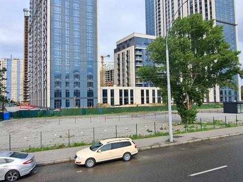 комерційна за адресою Академіка Заболотного вул., 1-А