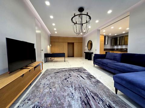 квартира за адресою Дніпровська набережна вул., 14