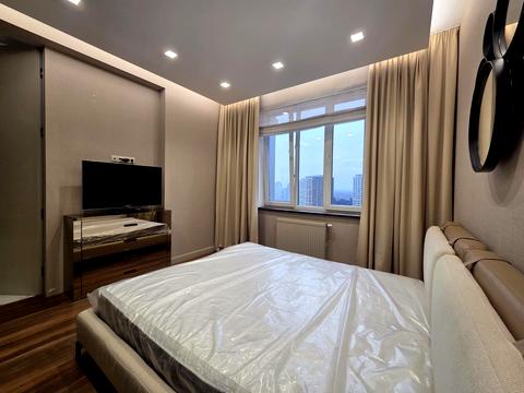 квартира за адресою Дніпровська набережна вул., 14